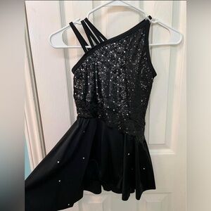 Black sequin and rhinestone costume
Girls size medium